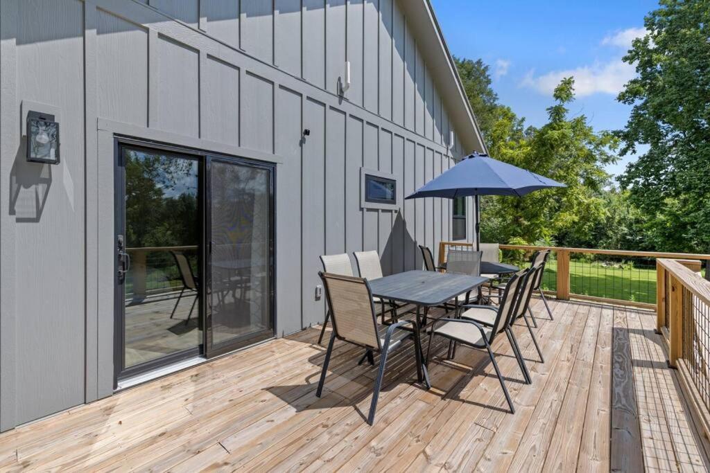 New Home, Dock, Kayaks, Game Room, Water Views Winchester Exterior foto