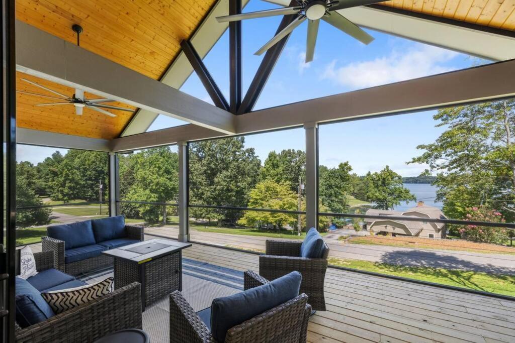 New Home, Dock, Kayaks, Game Room, Water Views Winchester Exterior foto