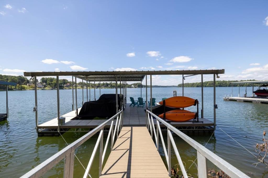 New Home, Dock, Kayaks, Game Room, Water Views Winchester Exterior foto